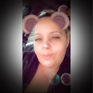 Meet your Posher, Janet